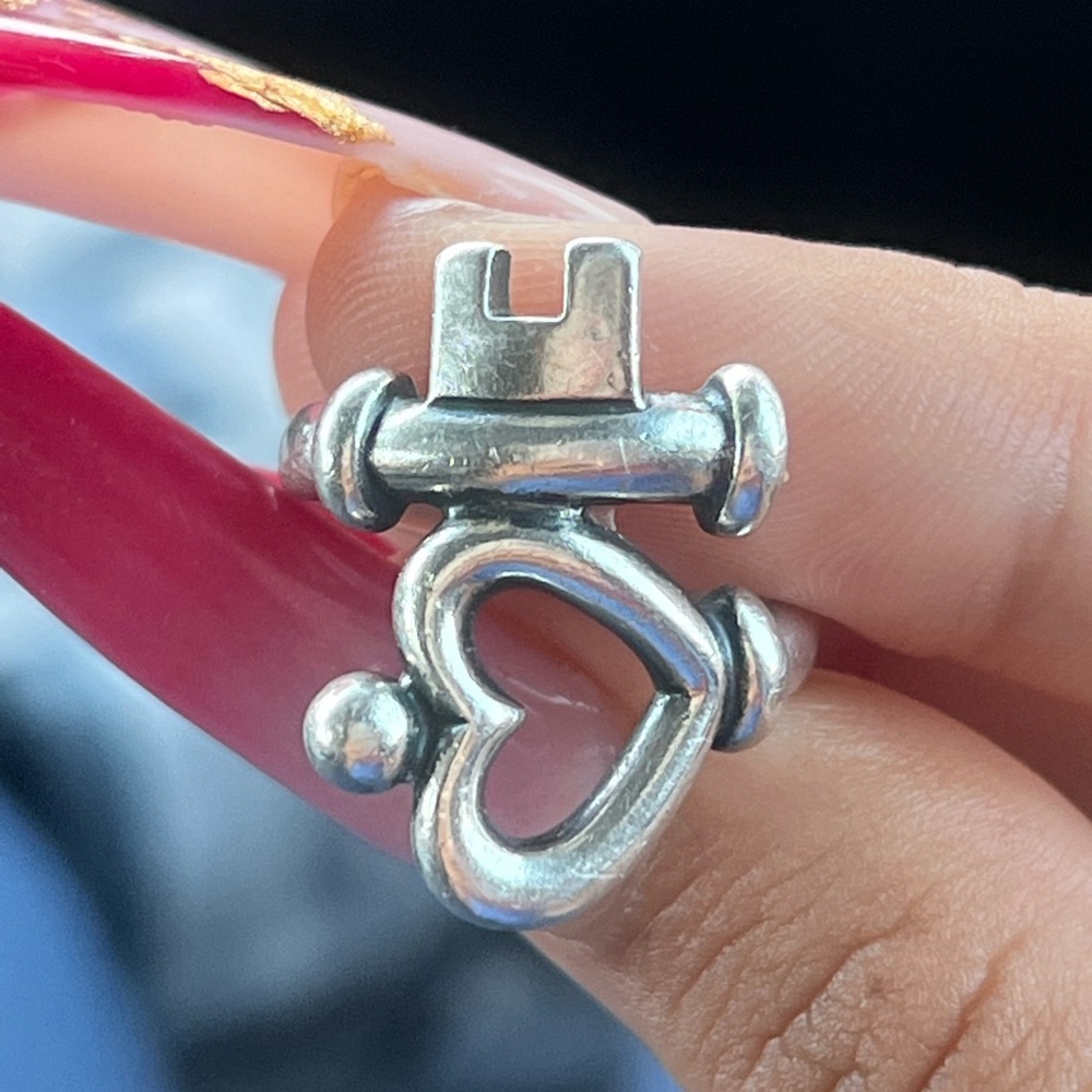 James Avery Key to My Heart ring